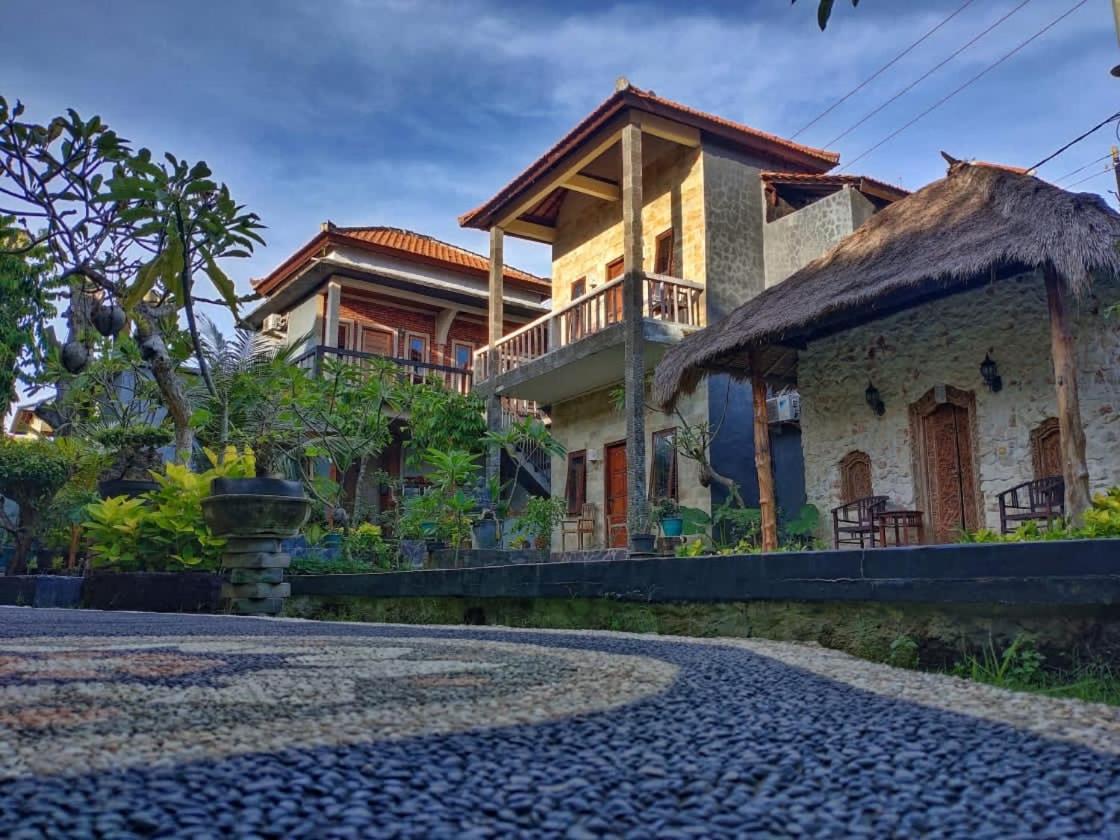 Satria Bungalow 울루와뚜 외부 사진