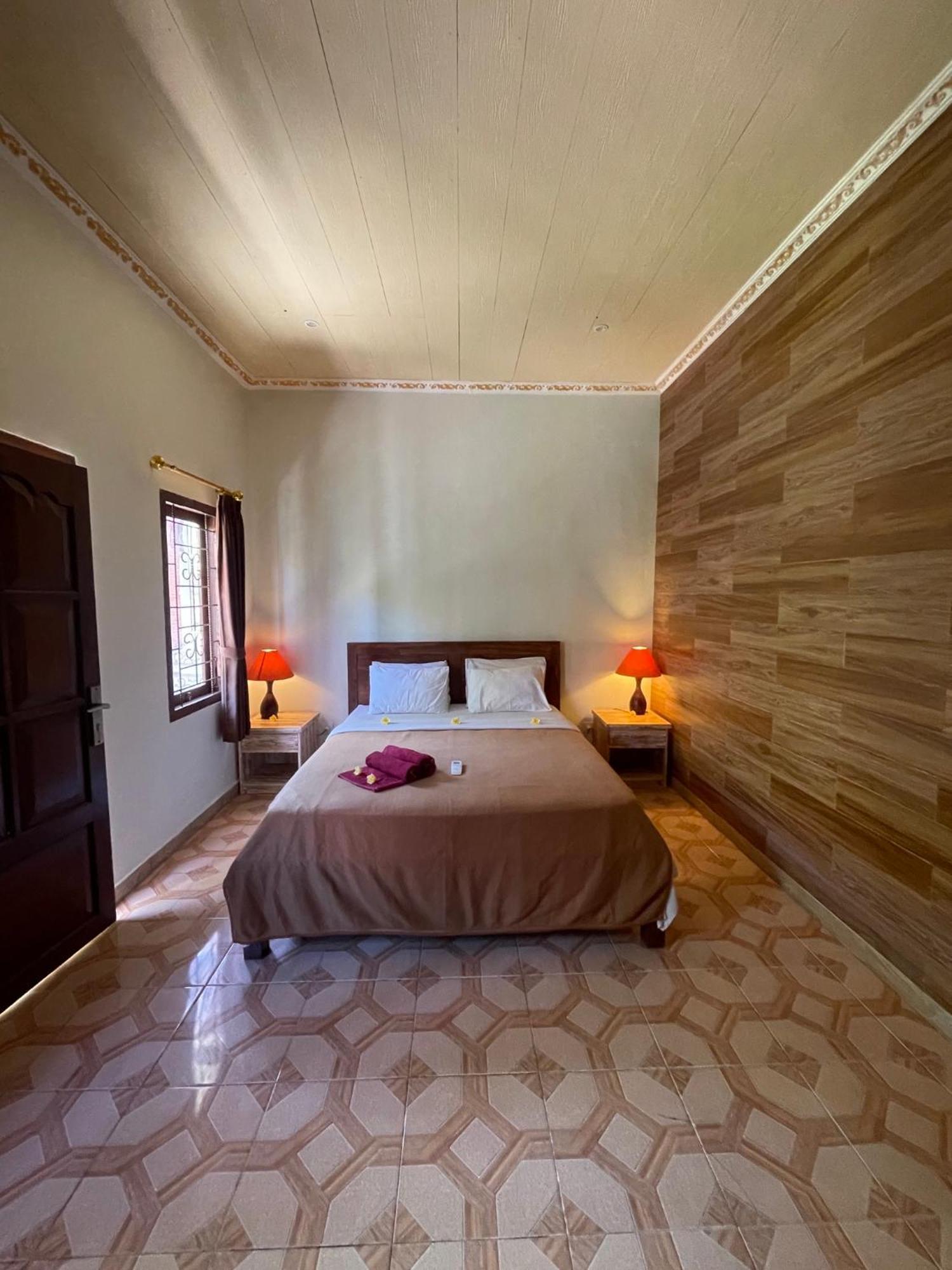 Satria Bungalow 울루와뚜 외부 사진